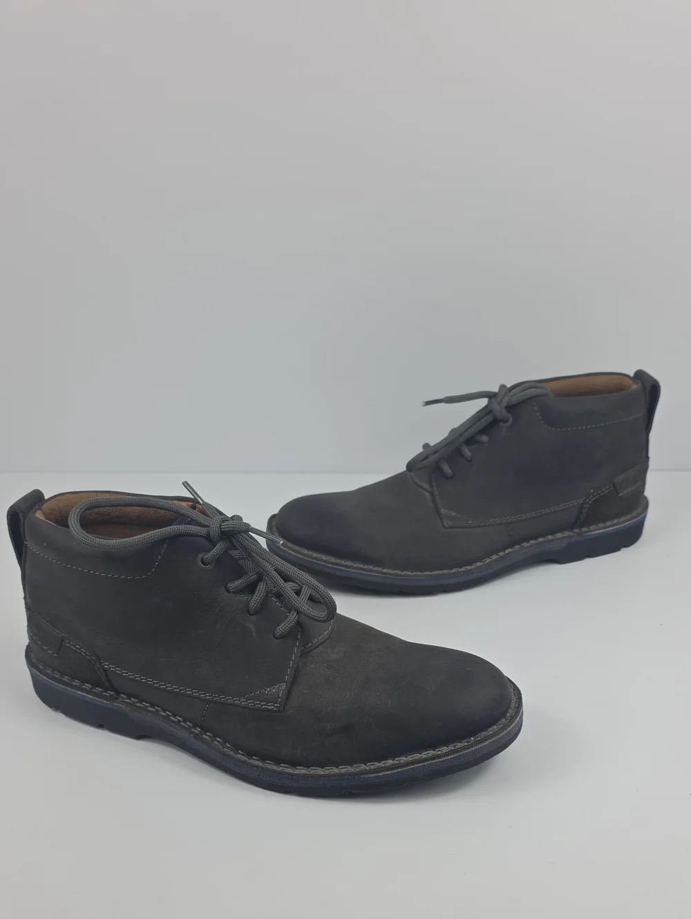 Clarks Edgewick Gray Suede Men's Casual Boots Size 9.5